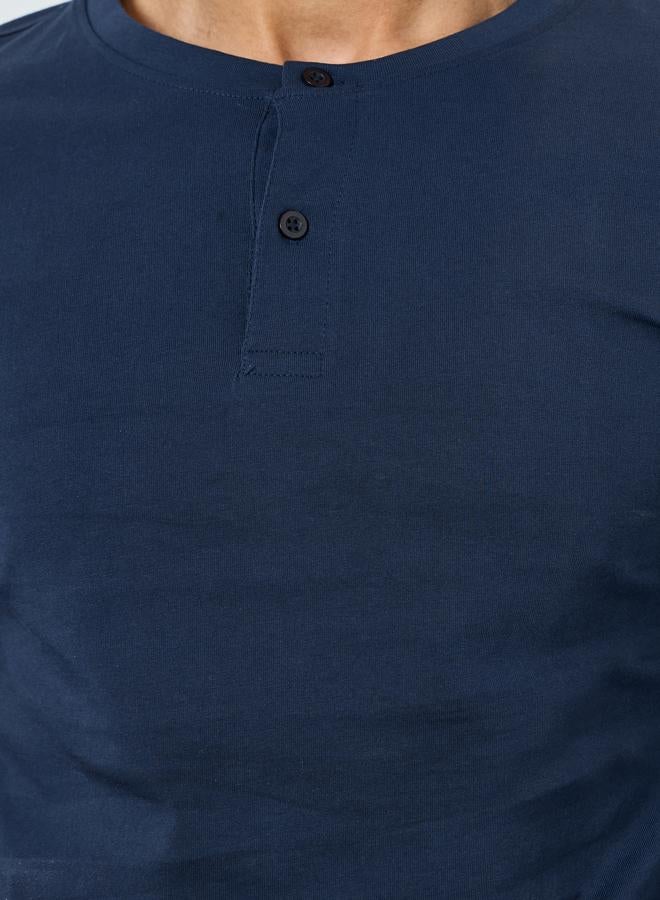 ستايلي طقم بيجاما من شورت وتيشيرت بأكمام طويلة - Image 3